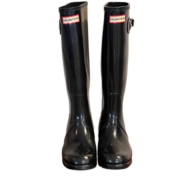 Hunter- Women's Original Tall Gloss
Rain Boots. Black Size: 6 - Picture 3 of 11